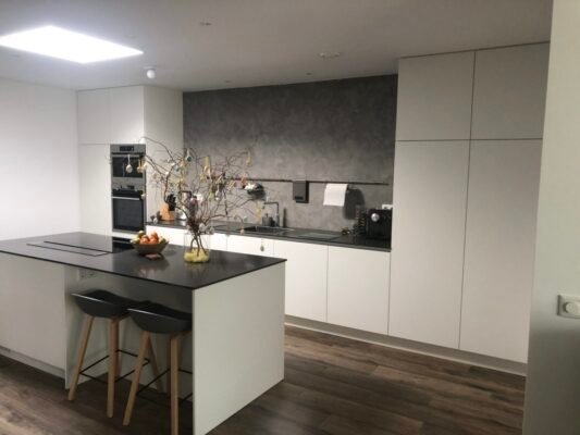 Keuken op maat mat wit met eiland